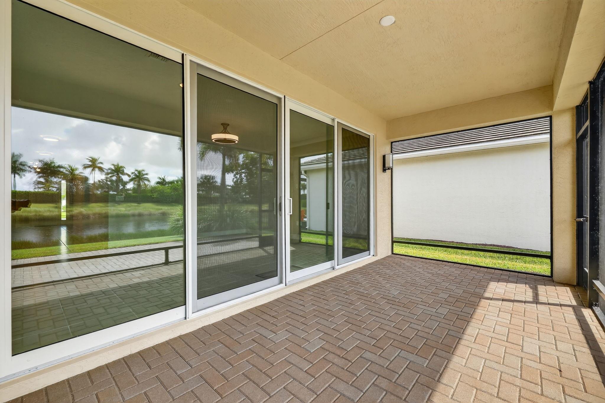 Valencia Grove - Residential