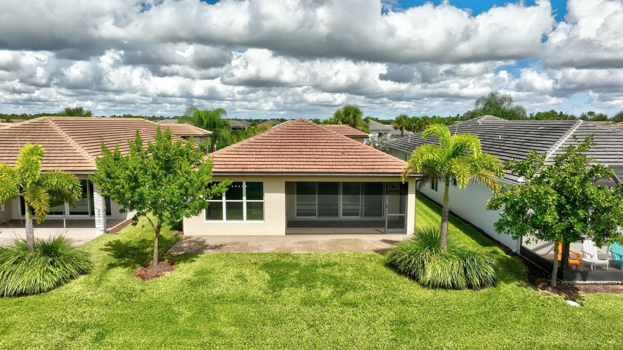 Valencia Grove - Residential