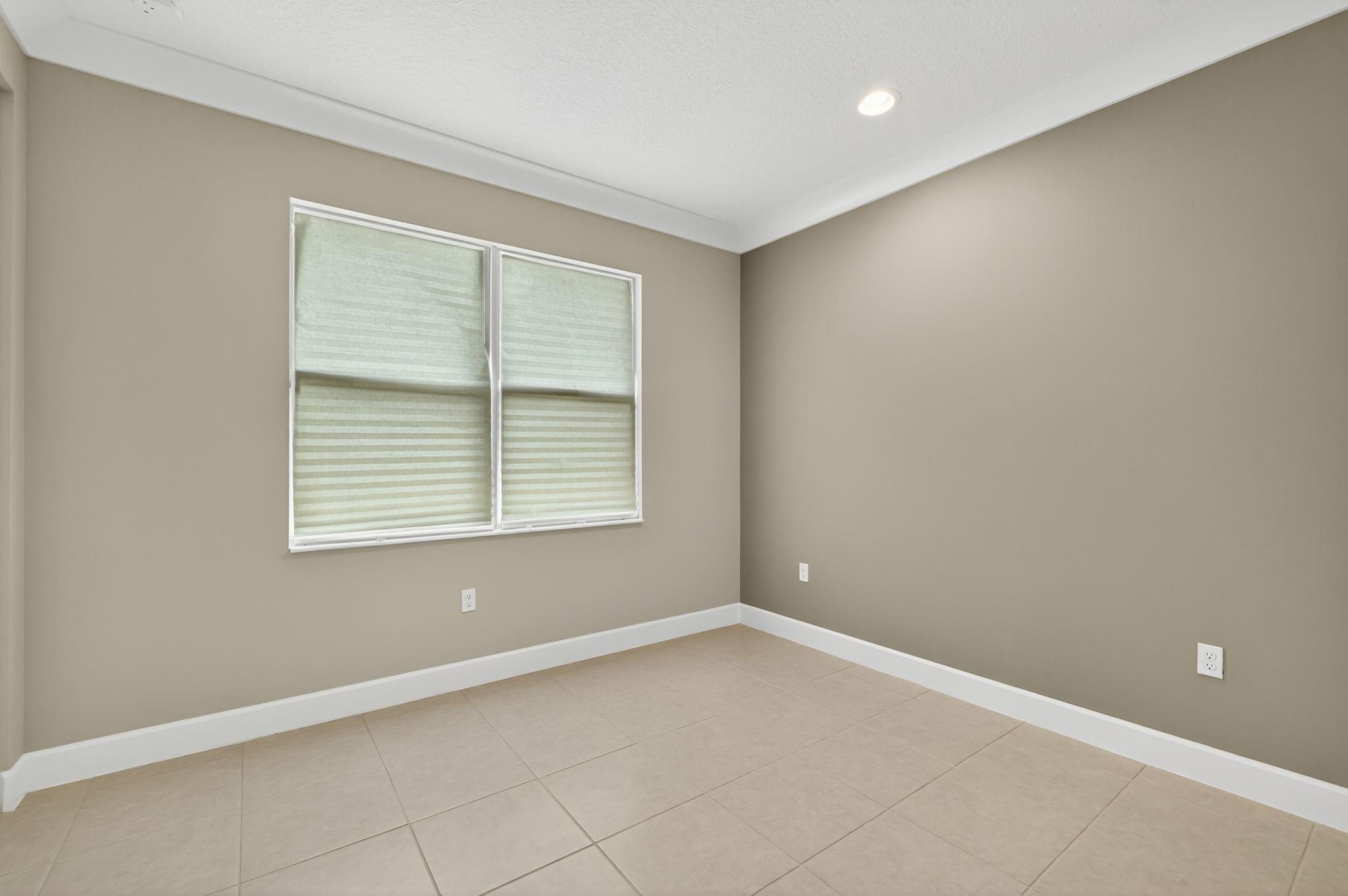 Valencia Grove - Residential