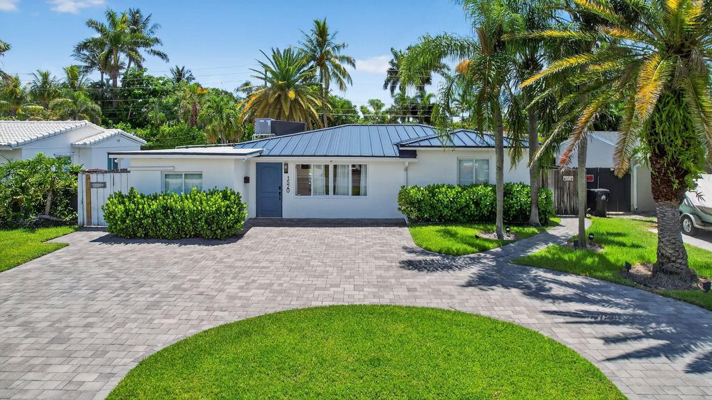 Photo of 1520 NE 16th Avenue, Fort Lauderdale, FL 33304 (MLS # F10511027)