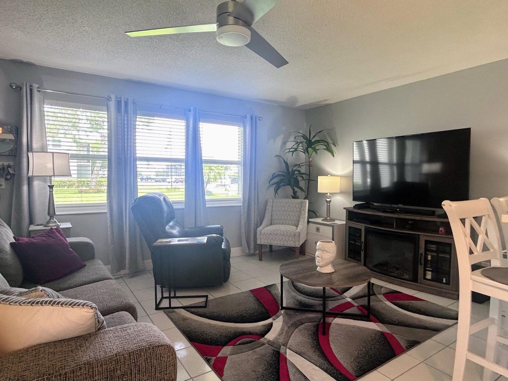 Photo of 240 W Horizons #108, Boynton Beach, FL 33435 (MLS # B26028272)