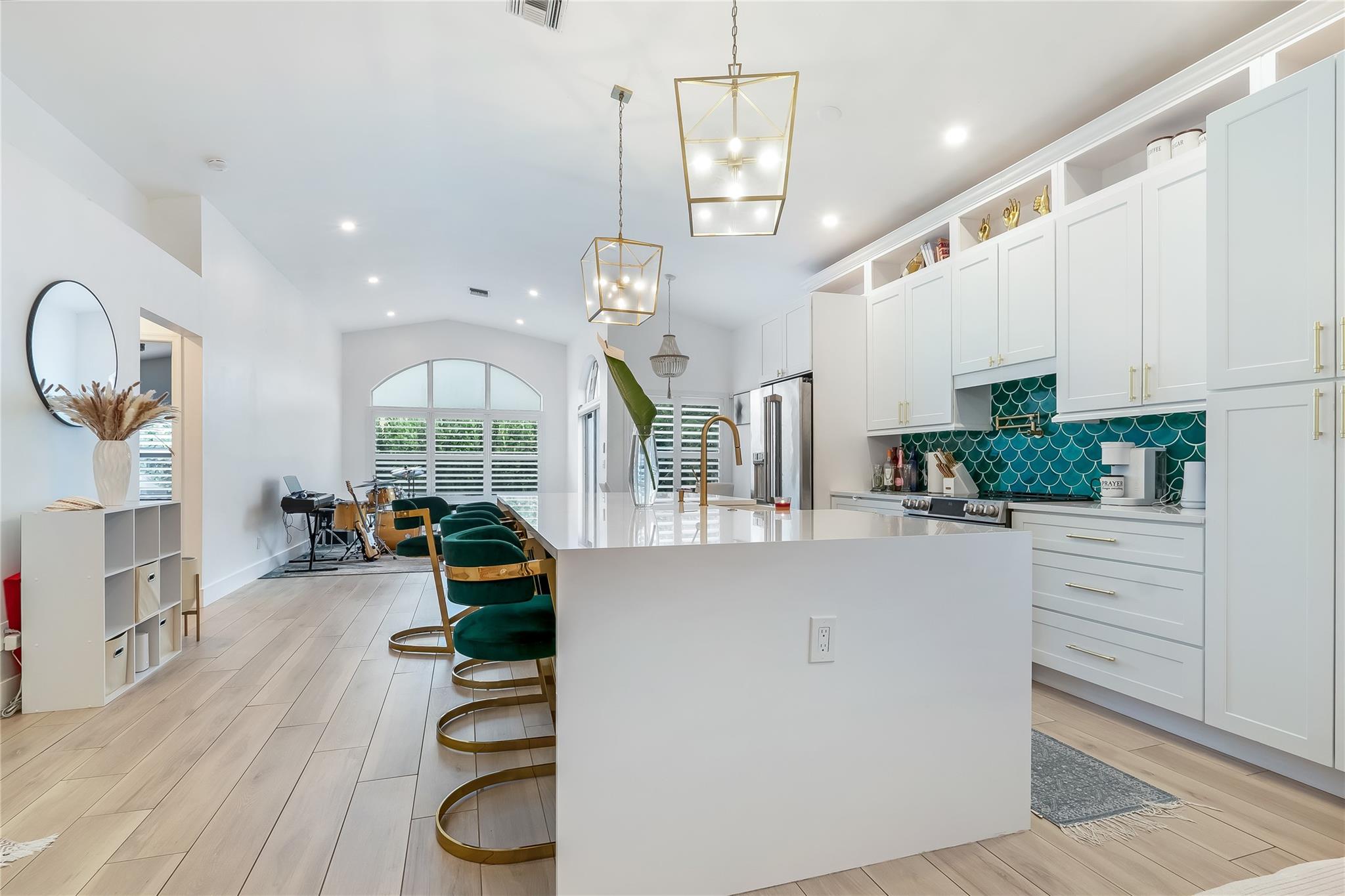 10808 NW 46th Dr