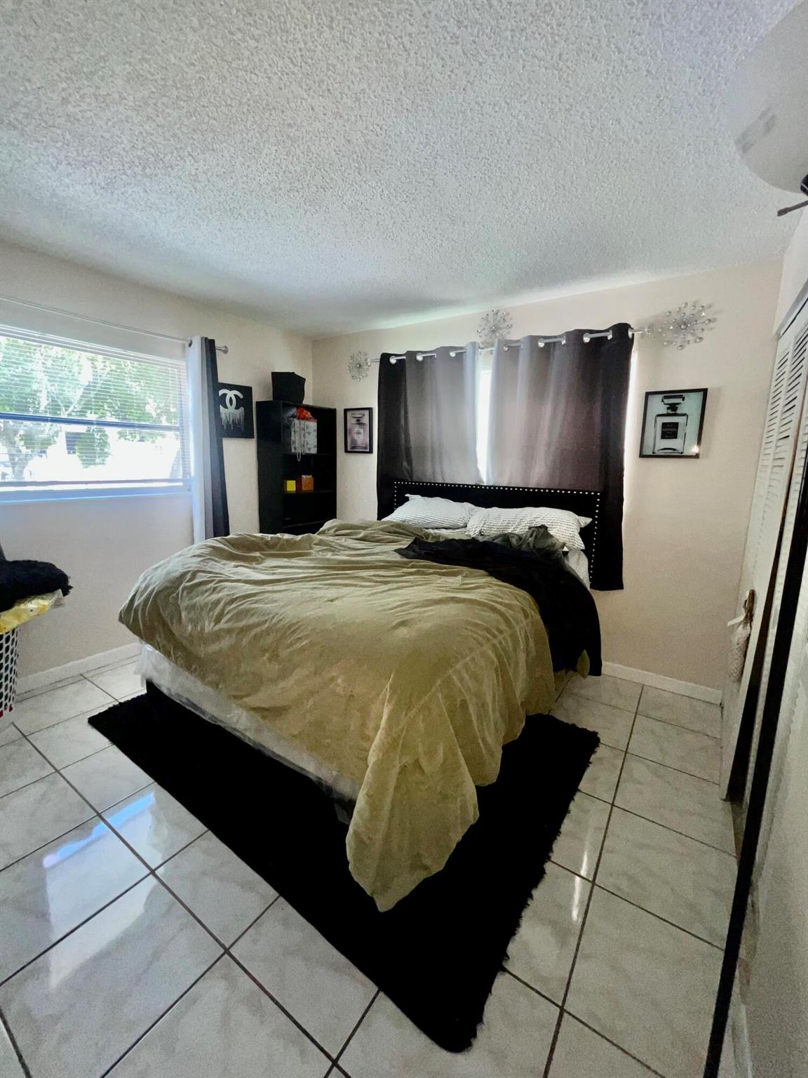MILLICENT CONDO LTS 4,5 A - Residential