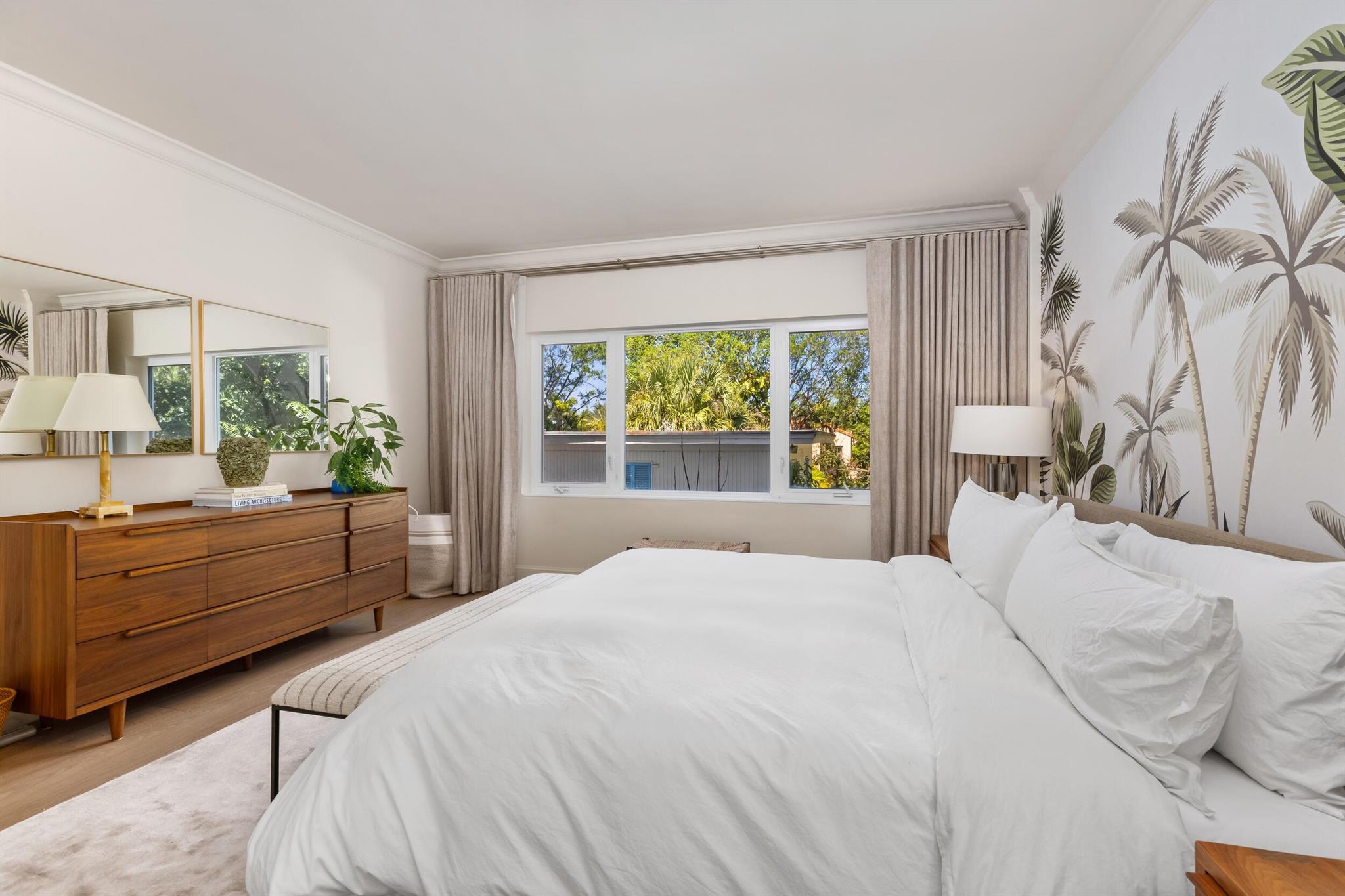 LAKE TOWERS CONDO - Residential