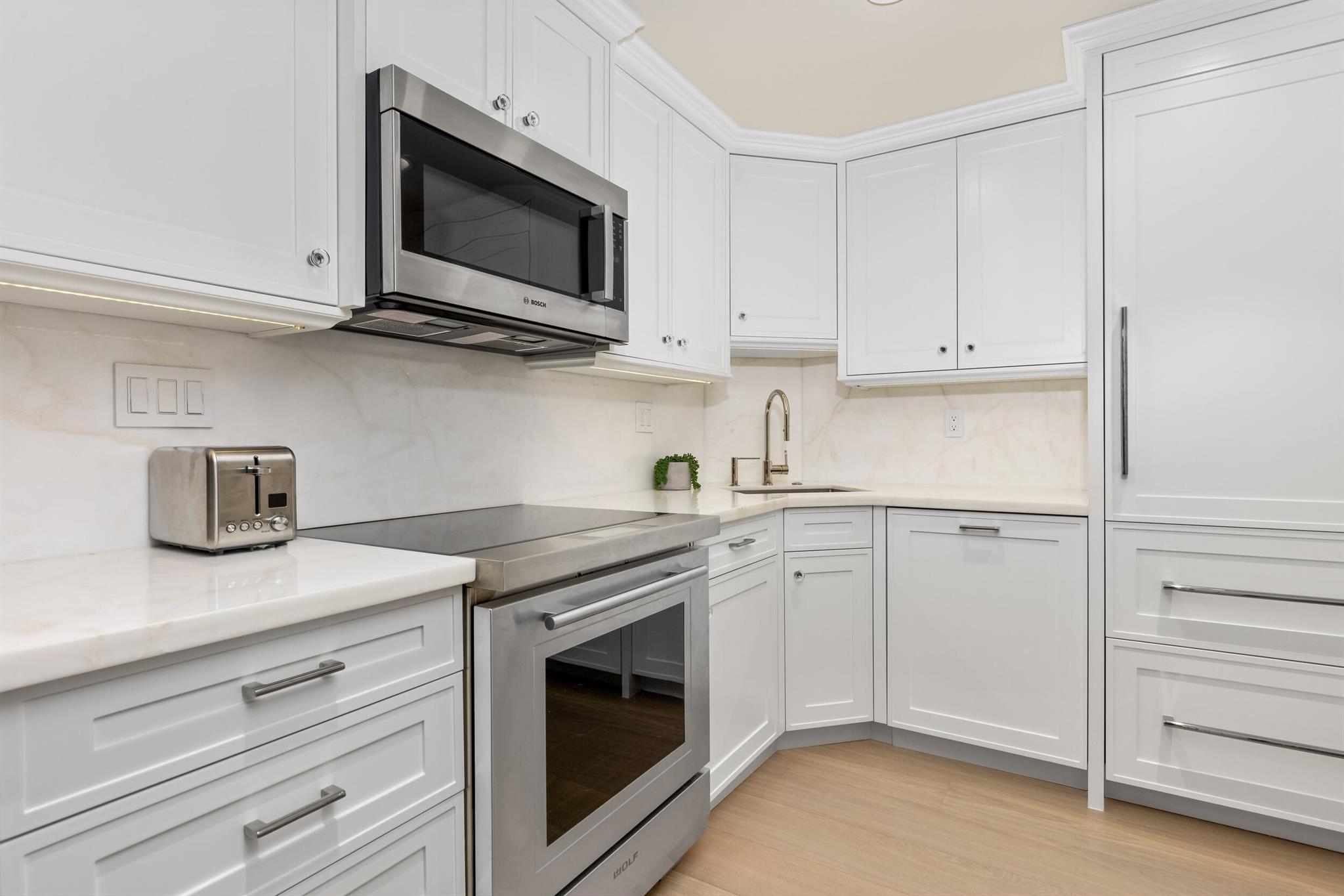 LAKE TOWERS CONDO - Residential