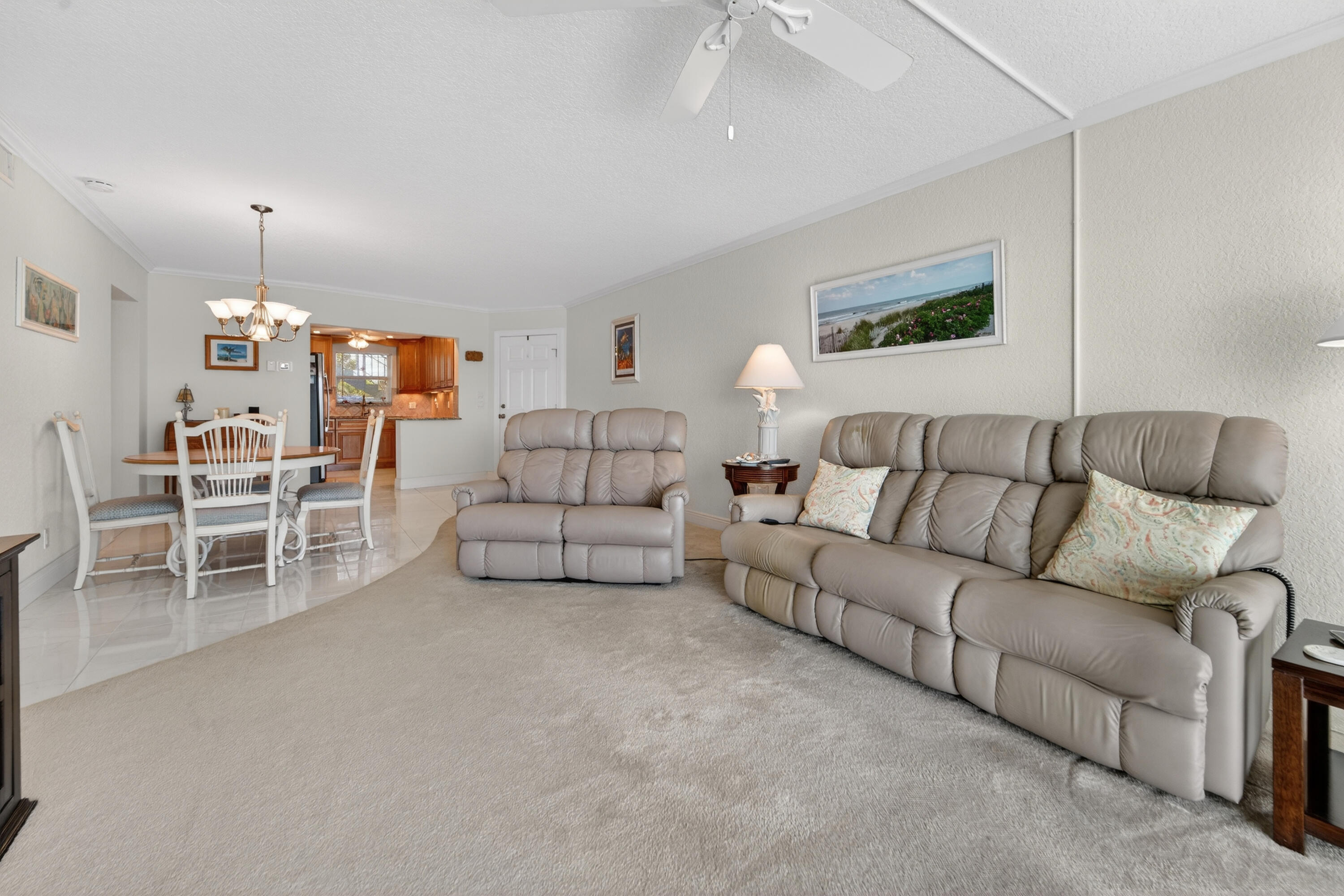 HARBOUR LIGHTS CONDO - Residential