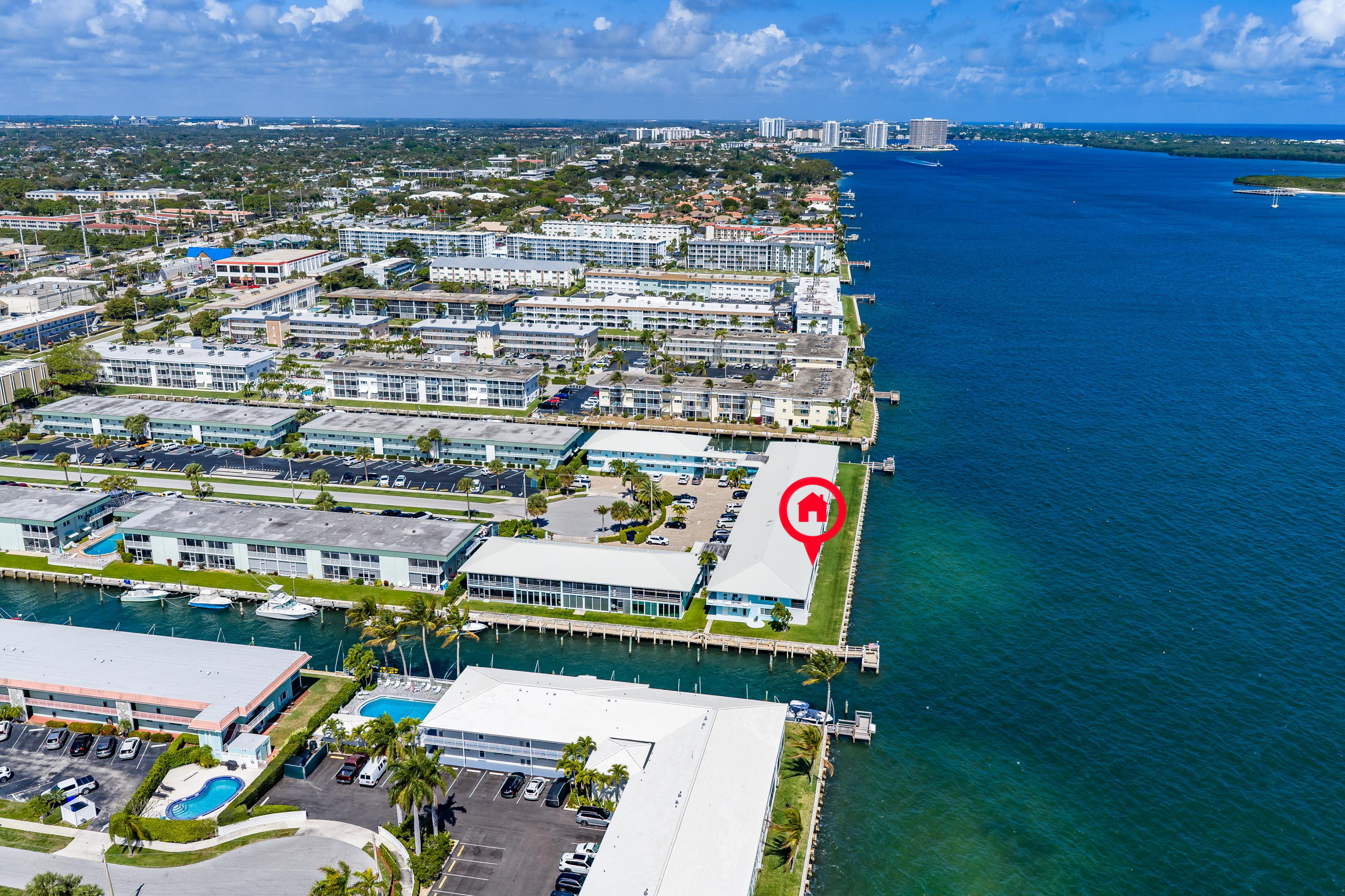 HARBOUR LIGHTS CONDO - Residential