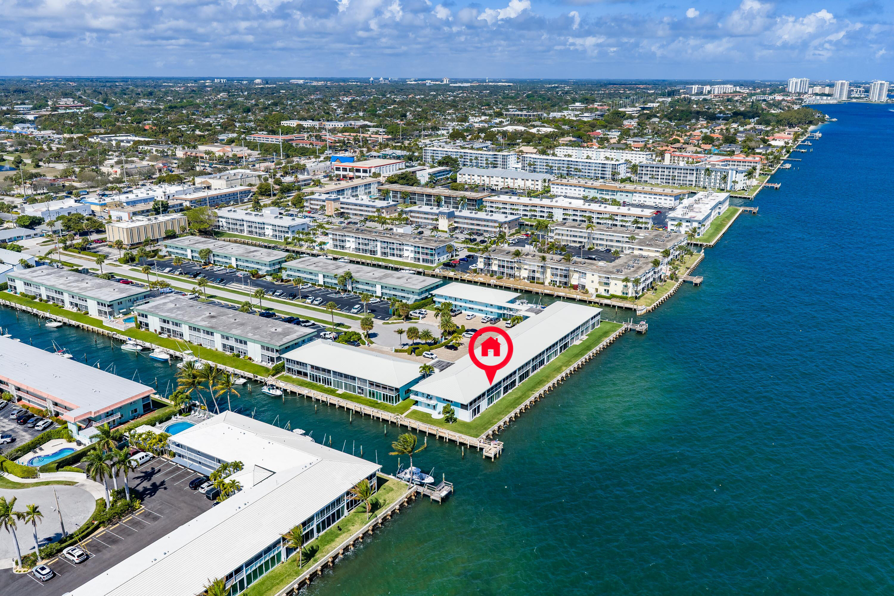 HARBOUR LIGHTS CONDO - Residential