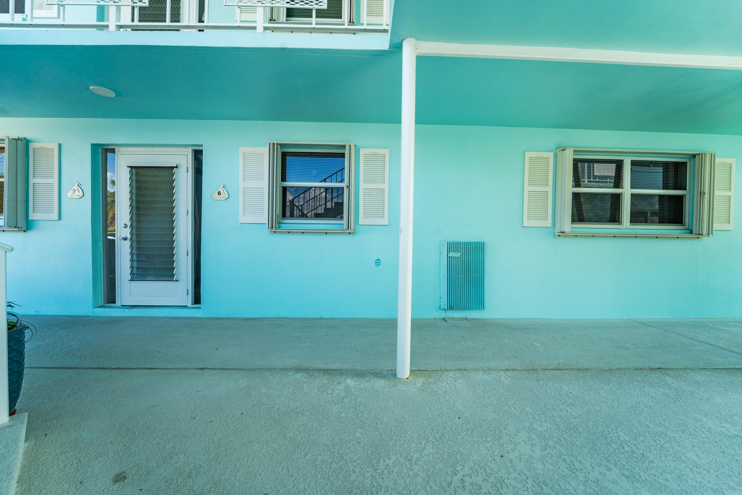 HARBOUR LIGHTS CONDO - Residential