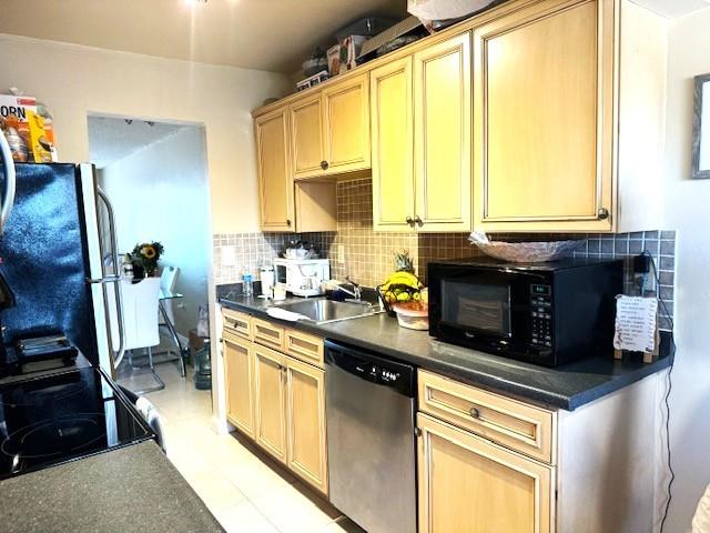 3110 N Pine Island Rd 303