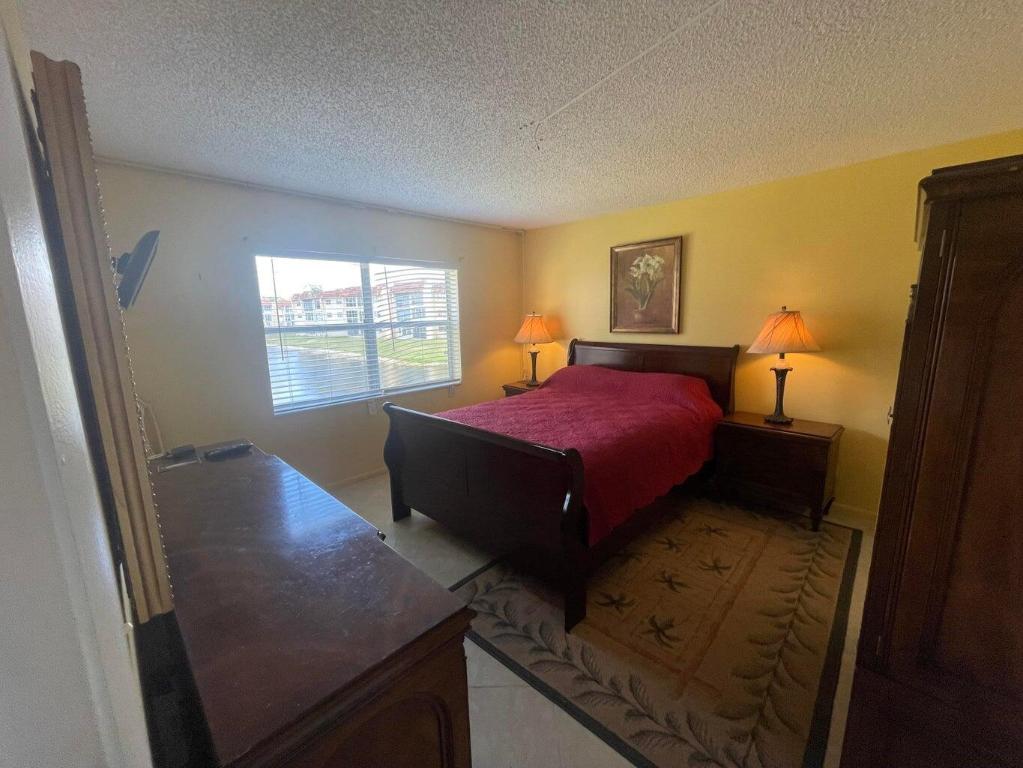 SUNRISE LAKES Phase 3 - Residential