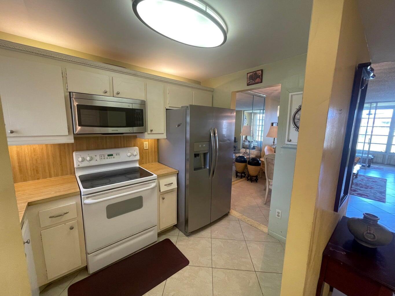 SUNRISE LAKES Phase 3 - Residential