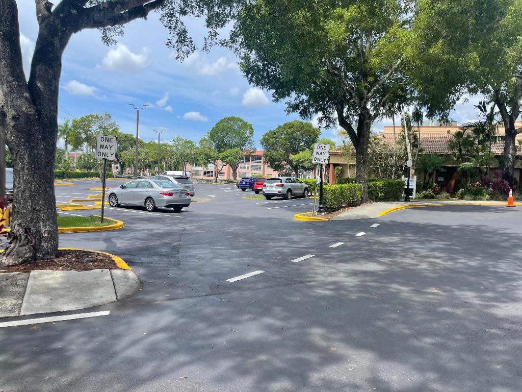 SUNRISE LAKES Phase 3 - Residential