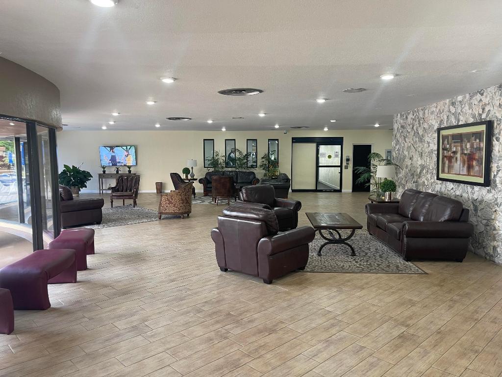 SUNRISE LAKES Phase 3 - Residential