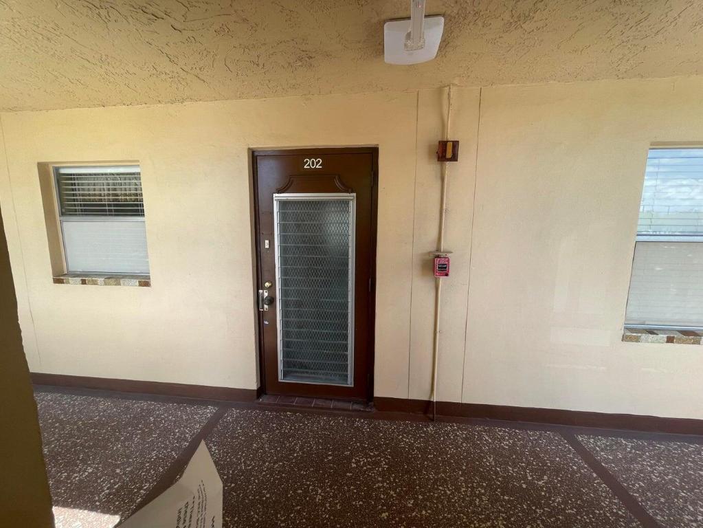 SUNRISE LAKES Phase 3 - Residential