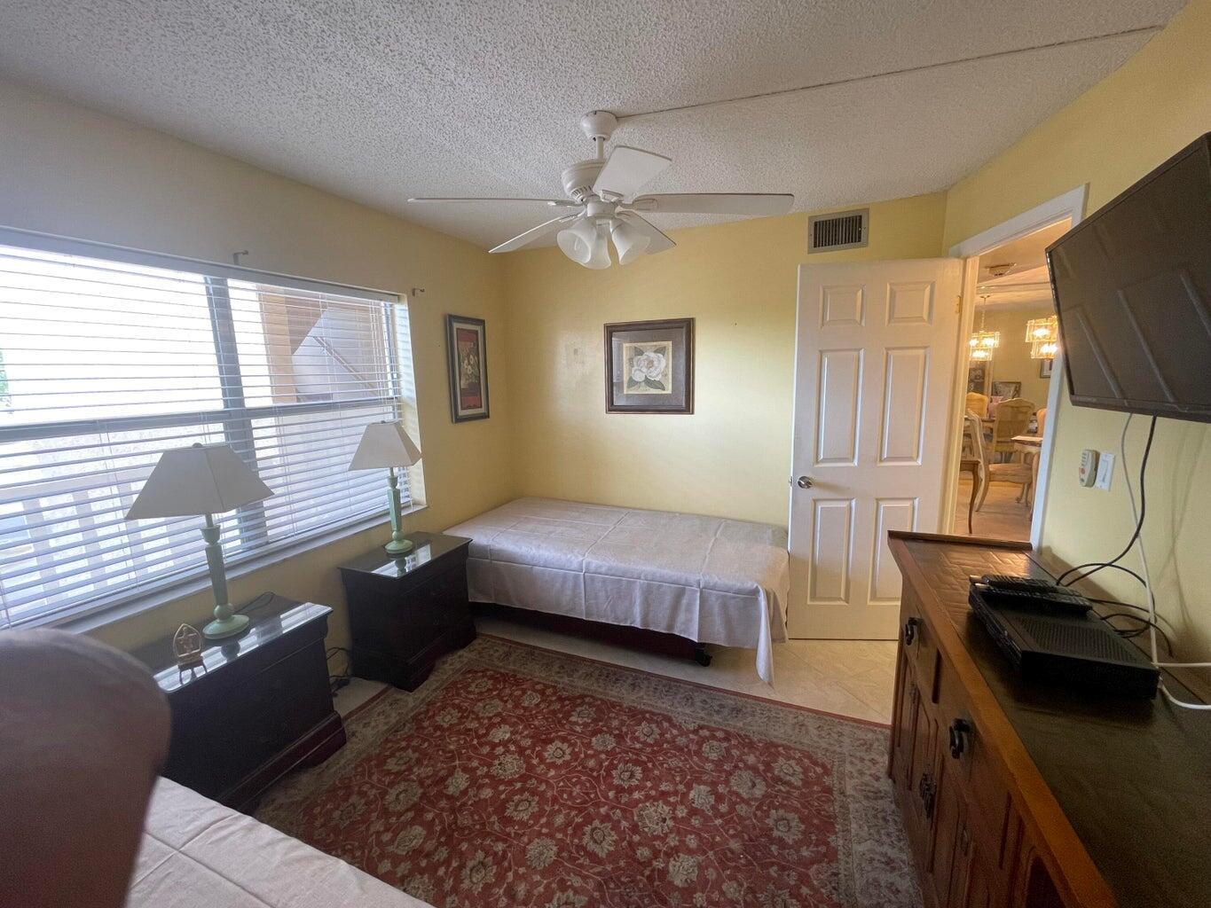 SUNRISE LAKES Phase 3 - Residential