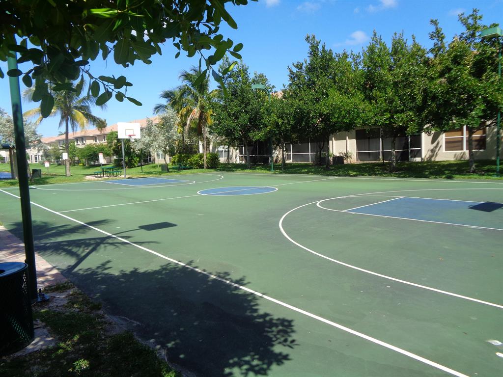 THOUSAND OAKS - Residential