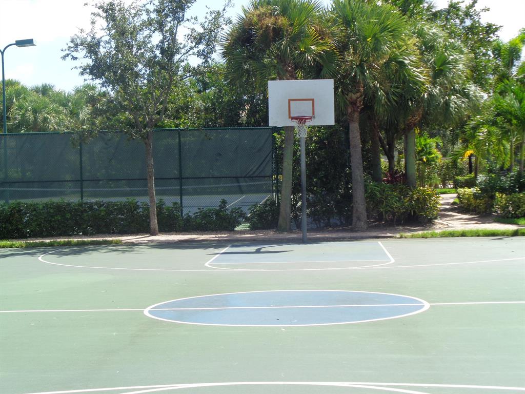 THOUSAND OAKS - Residential