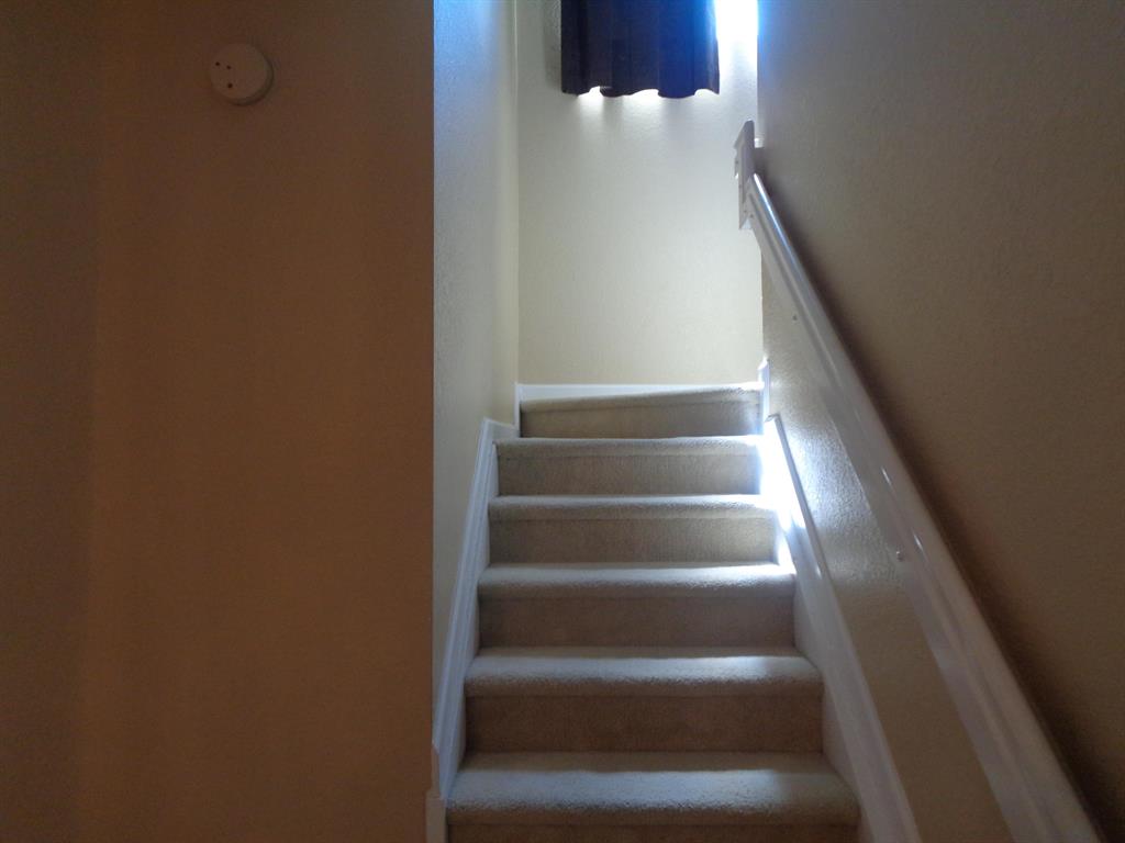 THOUSAND OAKS - Residential