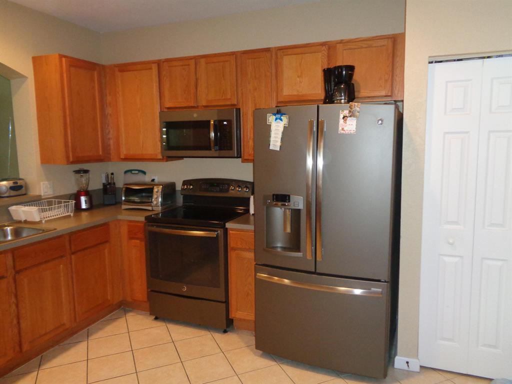 THOUSAND OAKS - Residential