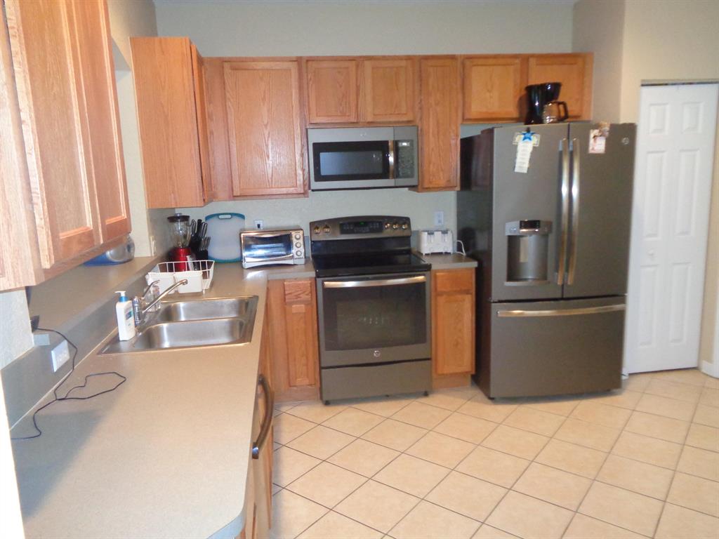 THOUSAND OAKS - Residential