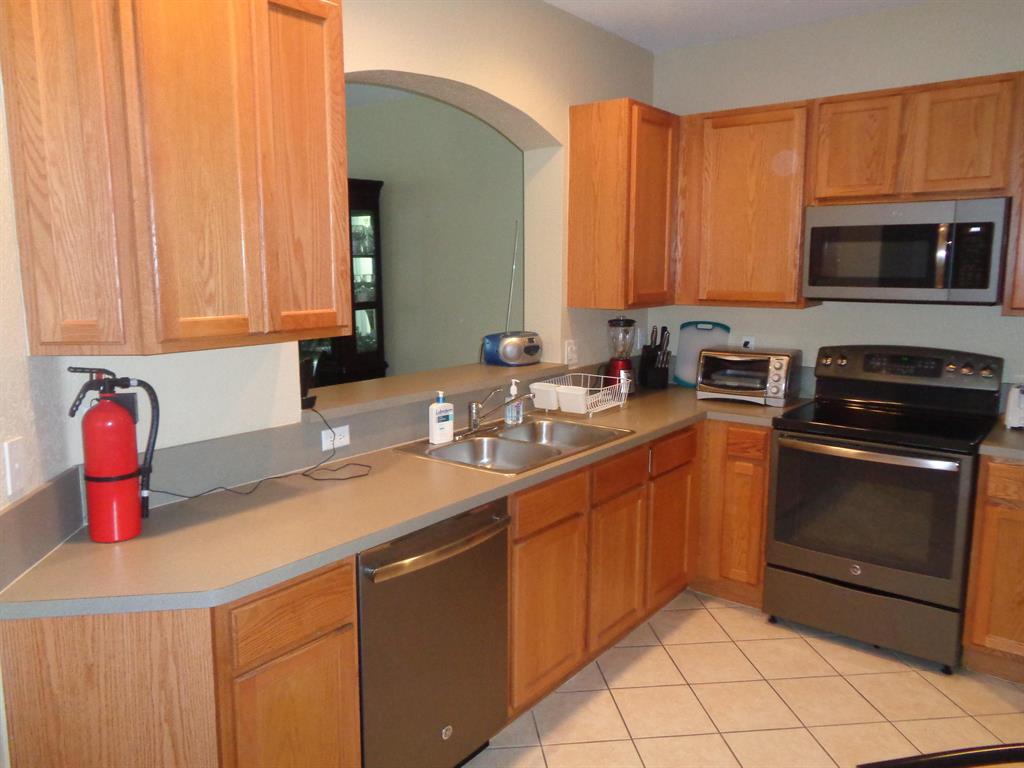 THOUSAND OAKS - Residential