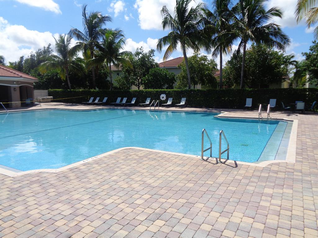 THOUSAND OAKS - Residential