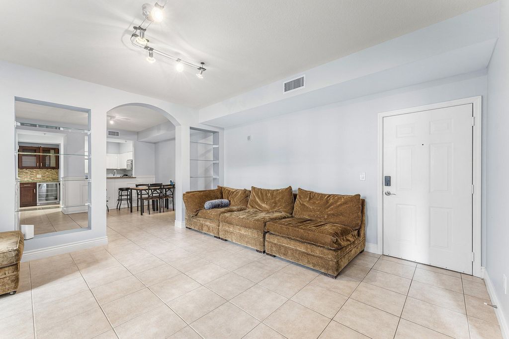 Photo of 233 S Federal Highway #308, Boca Raton, FL 33432 (MLS # B26031975)