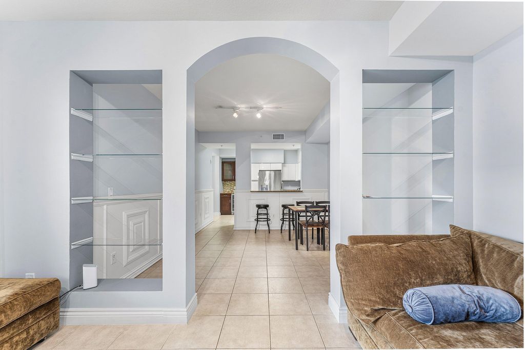 Photo of 233 S Federal Highway #308, Boca Raton, FL 33432 (MLS # B26031975)