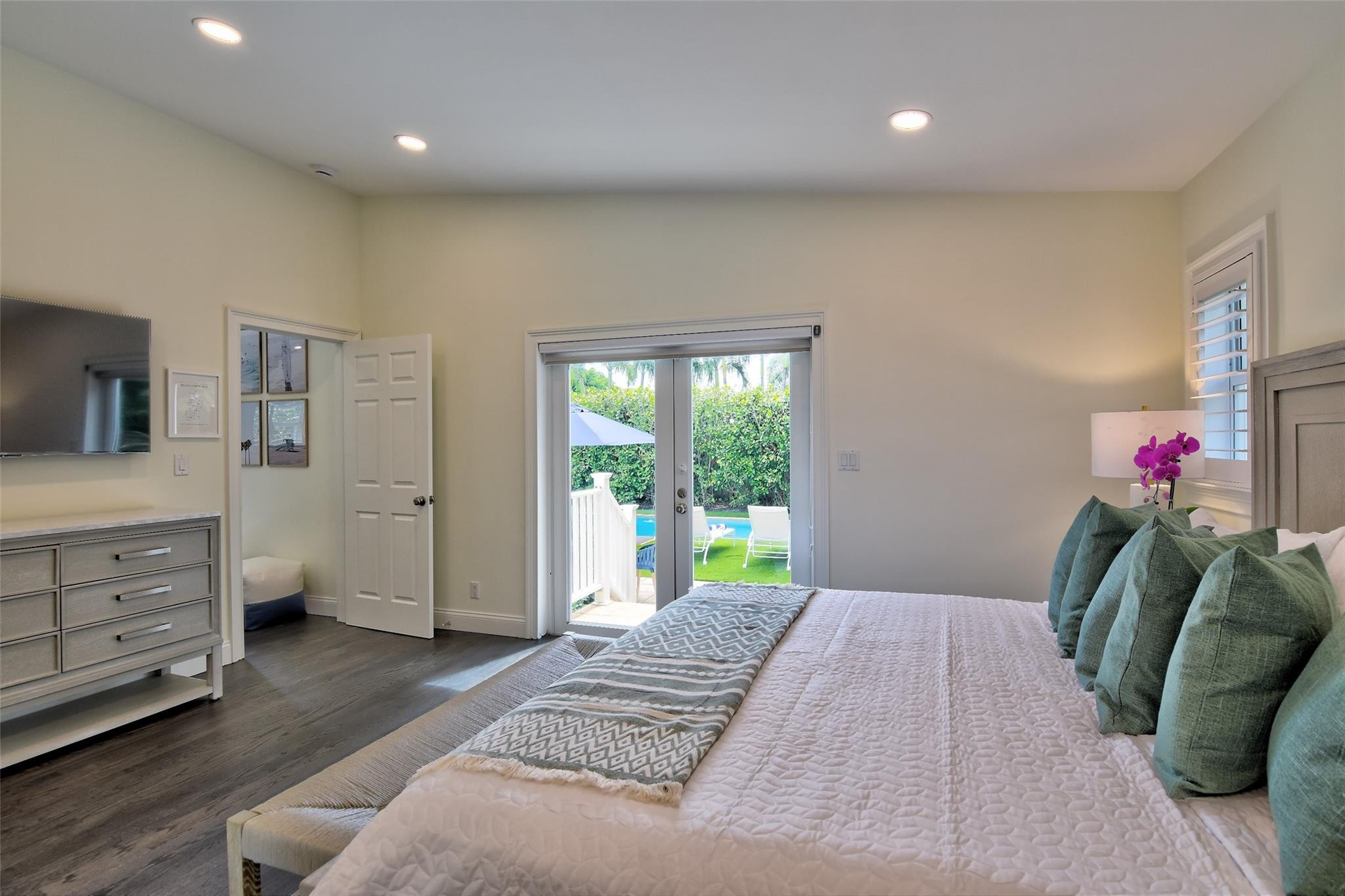 Halls Add 1-134 D - Residential