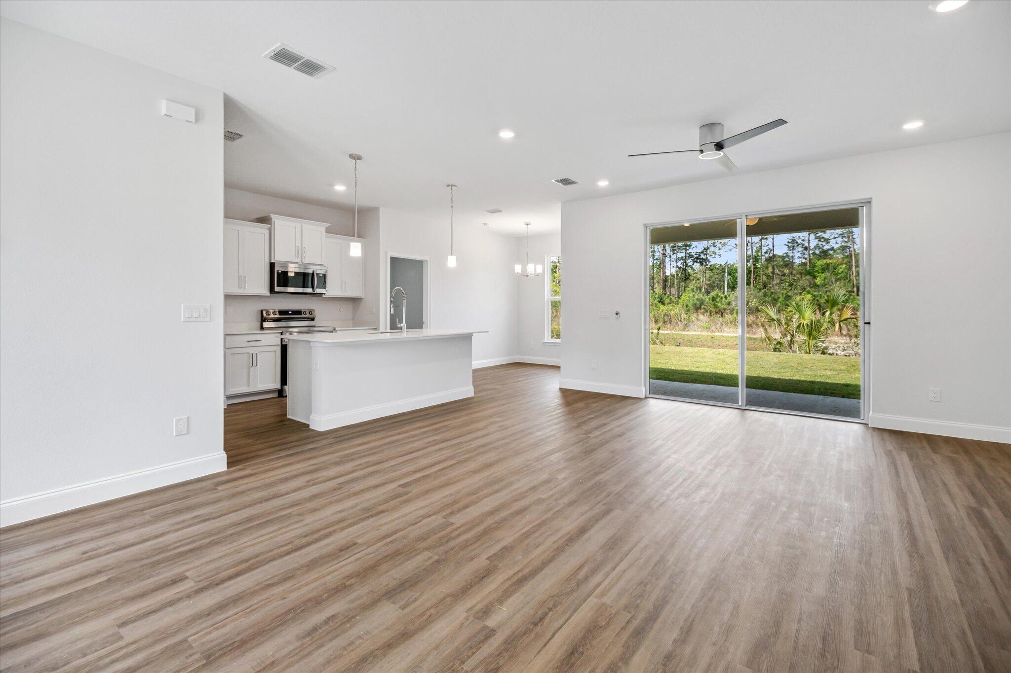 52 Pershing Lane
