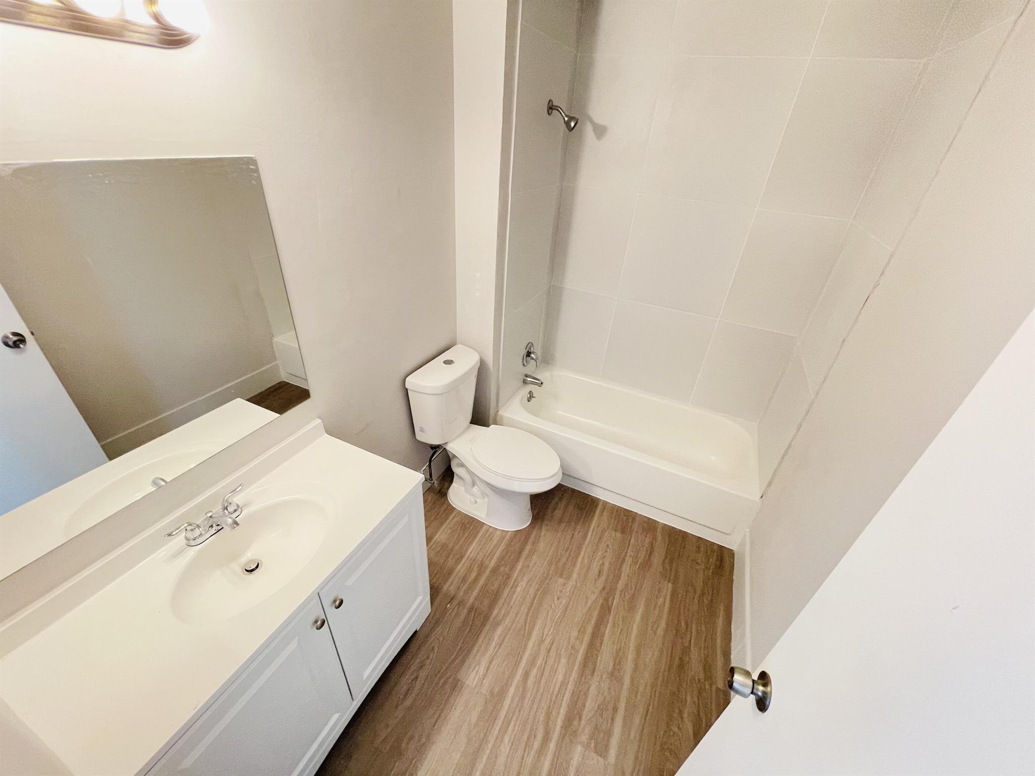 PARK LANE VILLAS - Residential Lease