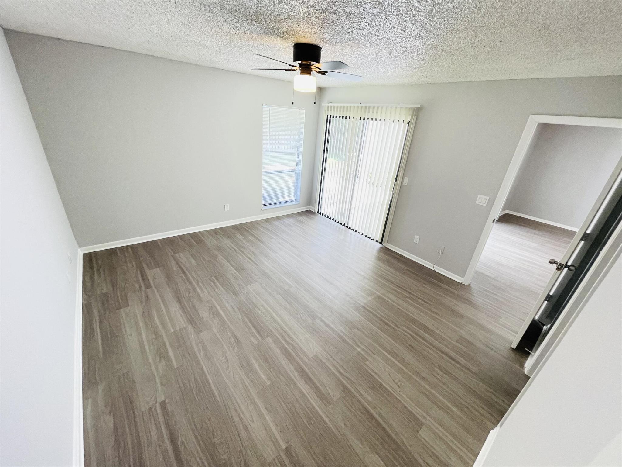 PARK LANE VILLAS - Residential Lease