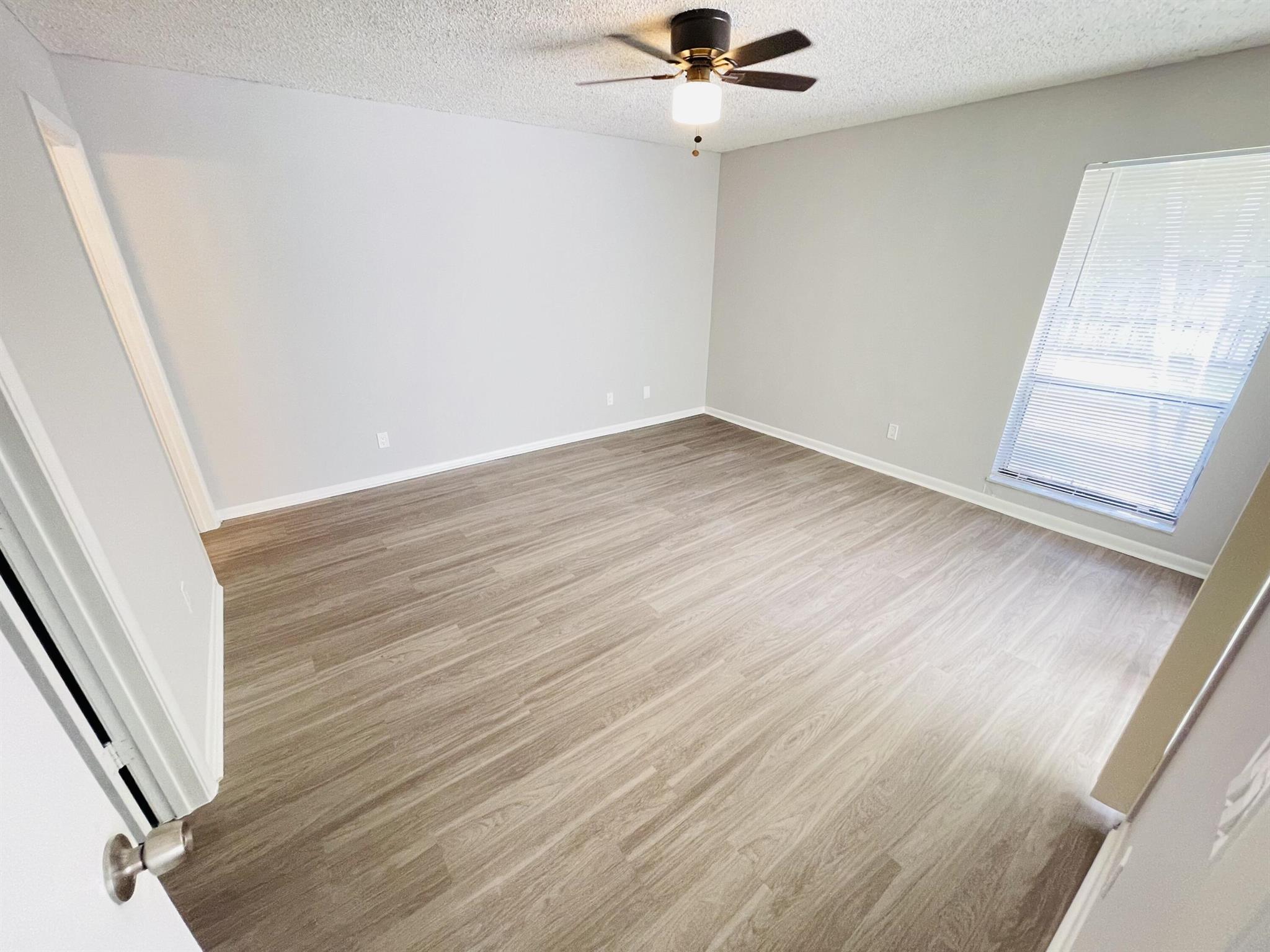 PARK LANE VILLAS - Residential Lease