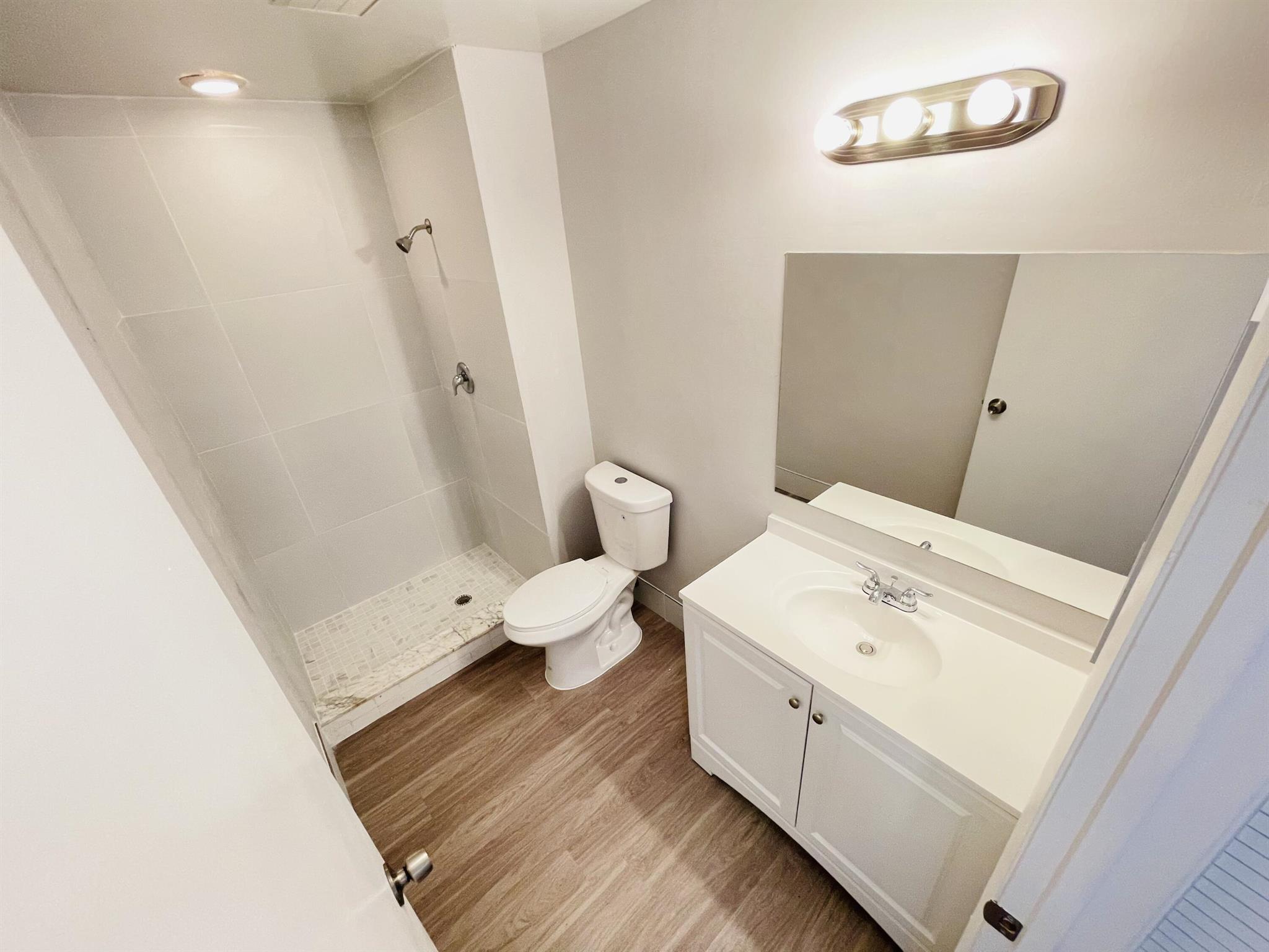 PARK LANE VILLAS - Residential Lease