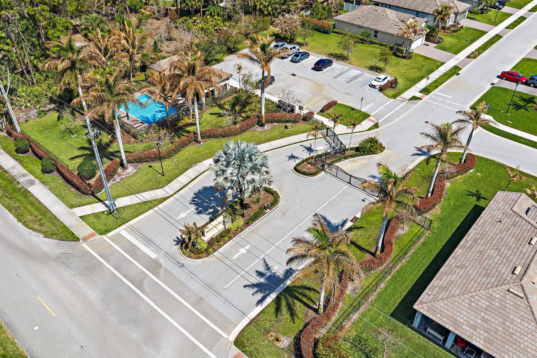 BERRY GROVE - Residential