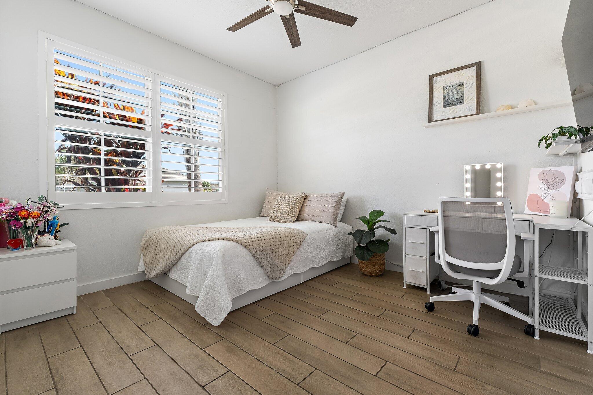 BERRY GROVE - Residential