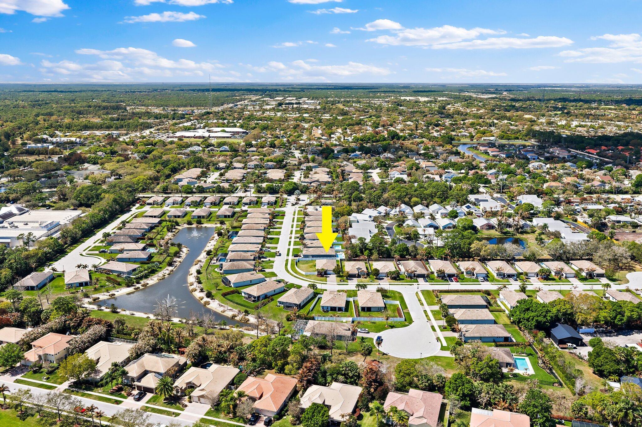 BERRY GROVE - Residential