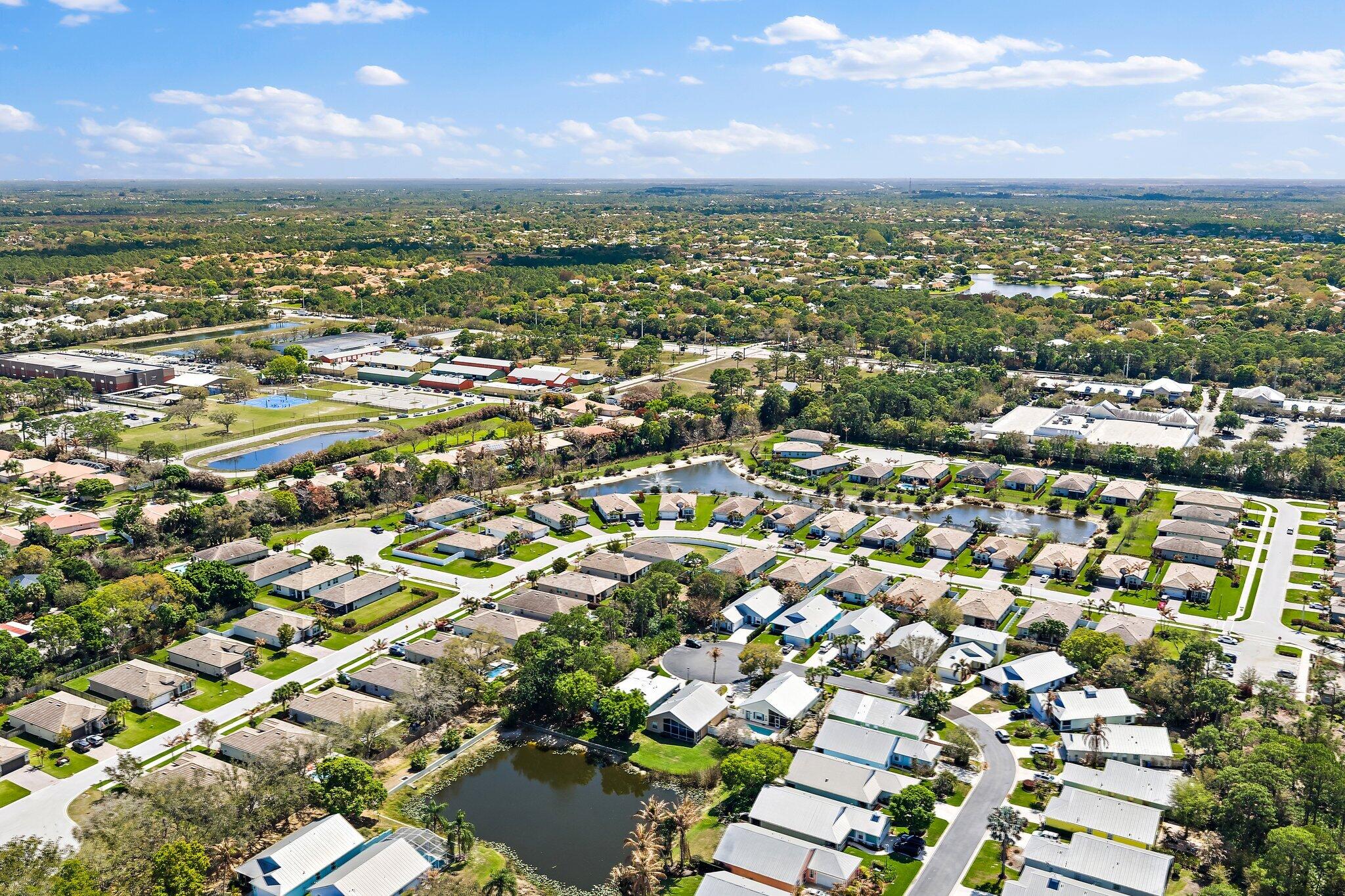 BERRY GROVE - Residential