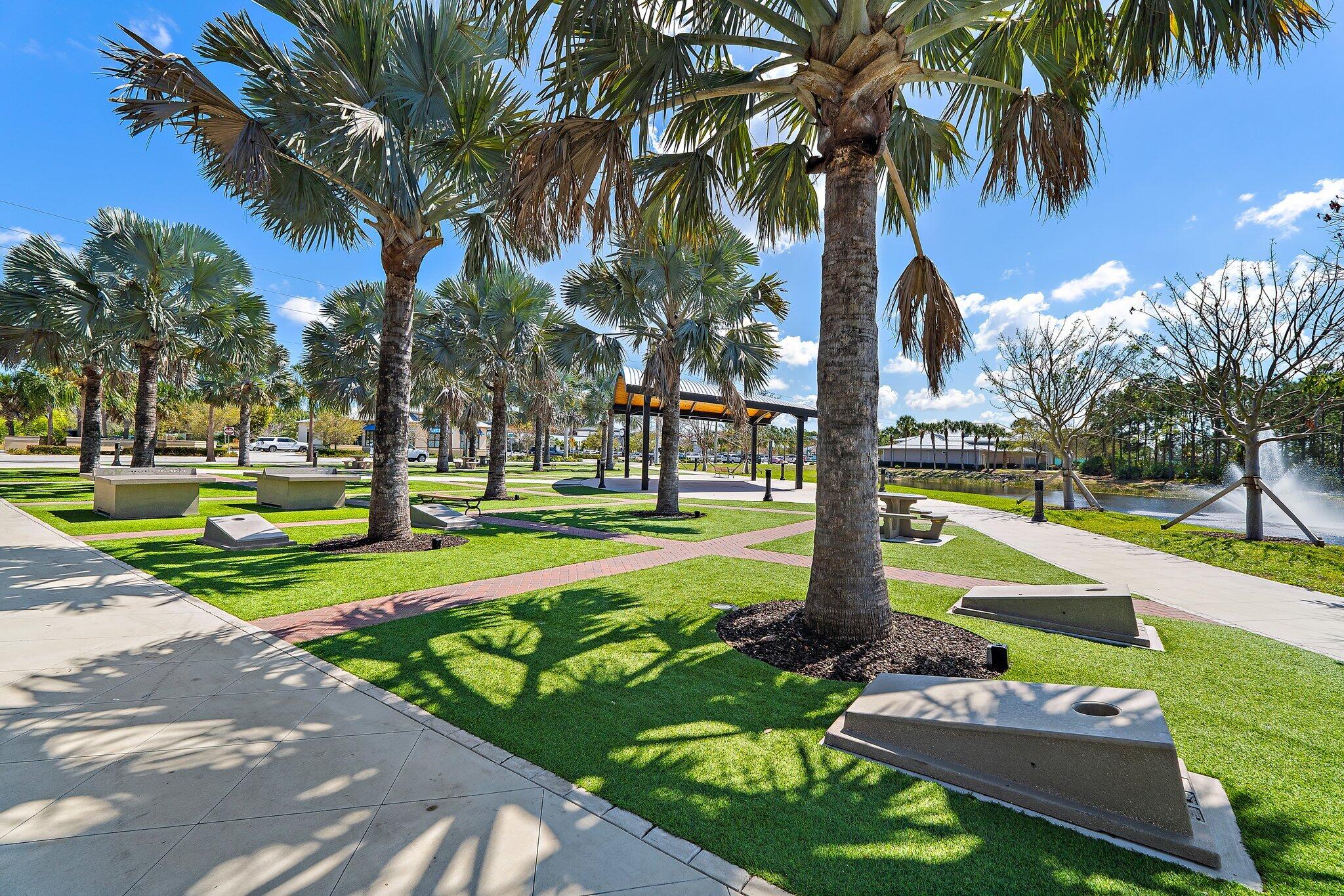 BERRY GROVE - Residential