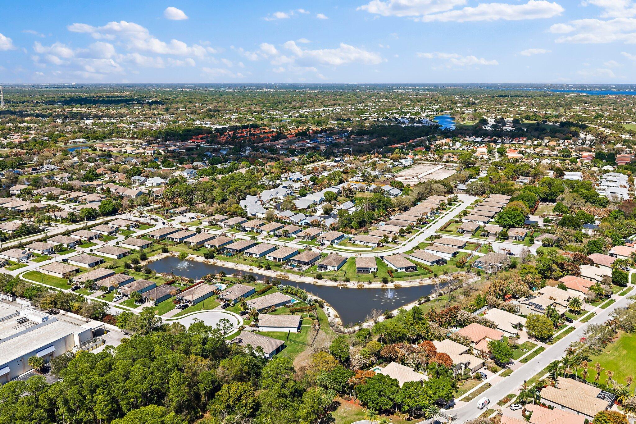 BERRY GROVE - Residential