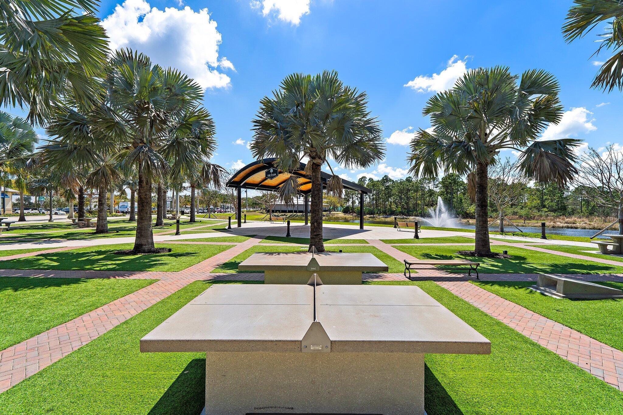 BERRY GROVE - Residential