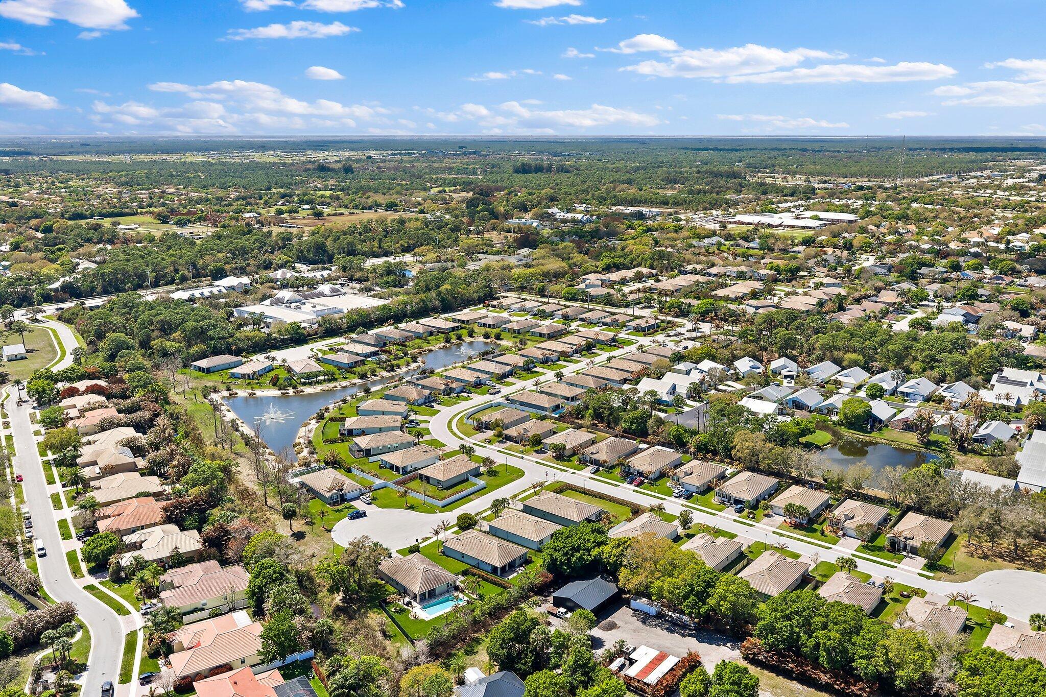 BERRY GROVE - Residential