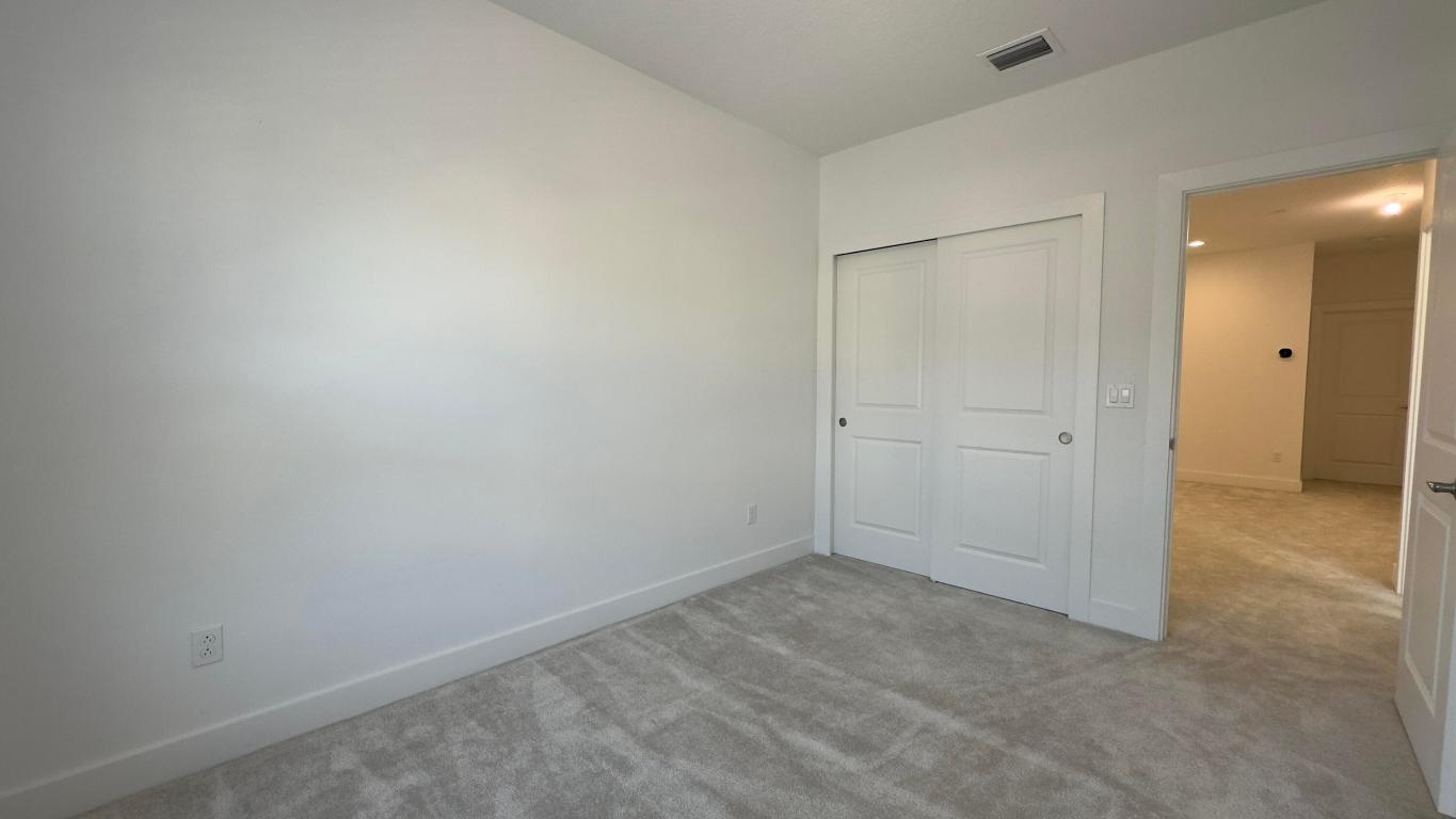 DEERFIELD CROSSING - Residential