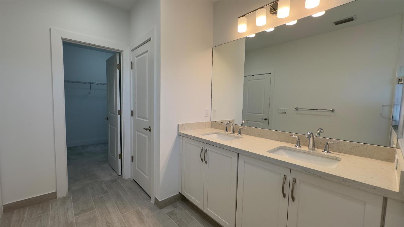 DEERFIELD CROSSING - Residential