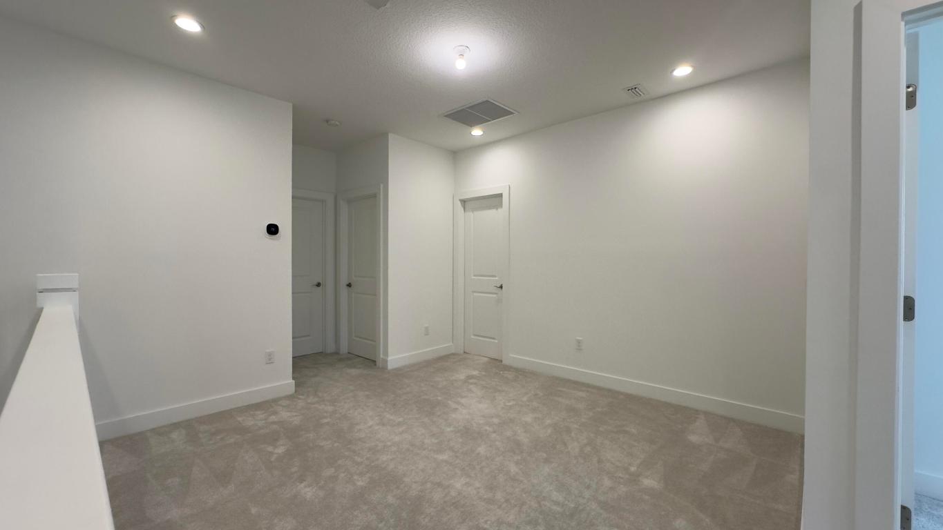 DEERFIELD CROSSING - Residential