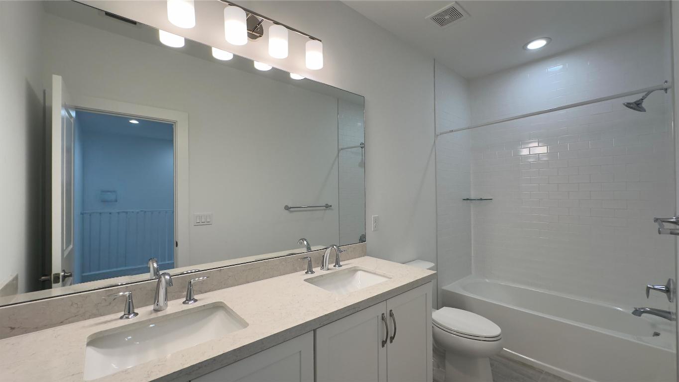 DEERFIELD CROSSING - Residential