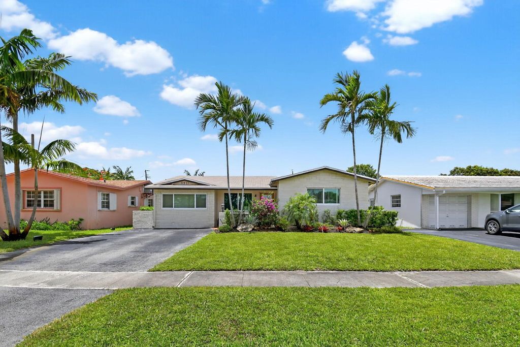 Photo of 5511 Van Buren Street, Hollywood, FL 33021 (MLS # R11150725)
