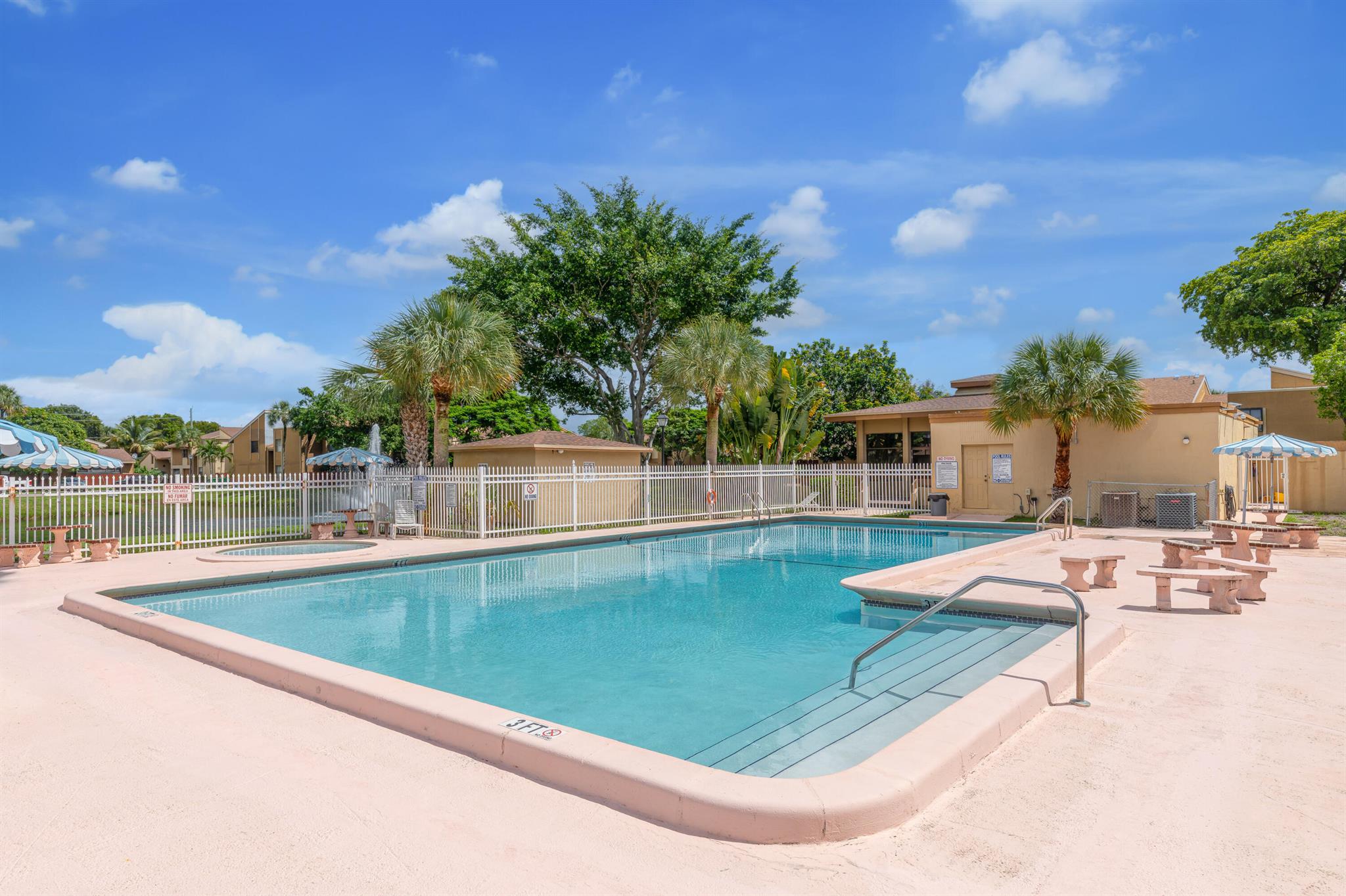 MISSIONWOOD AT MIRAMAR CO - Residential