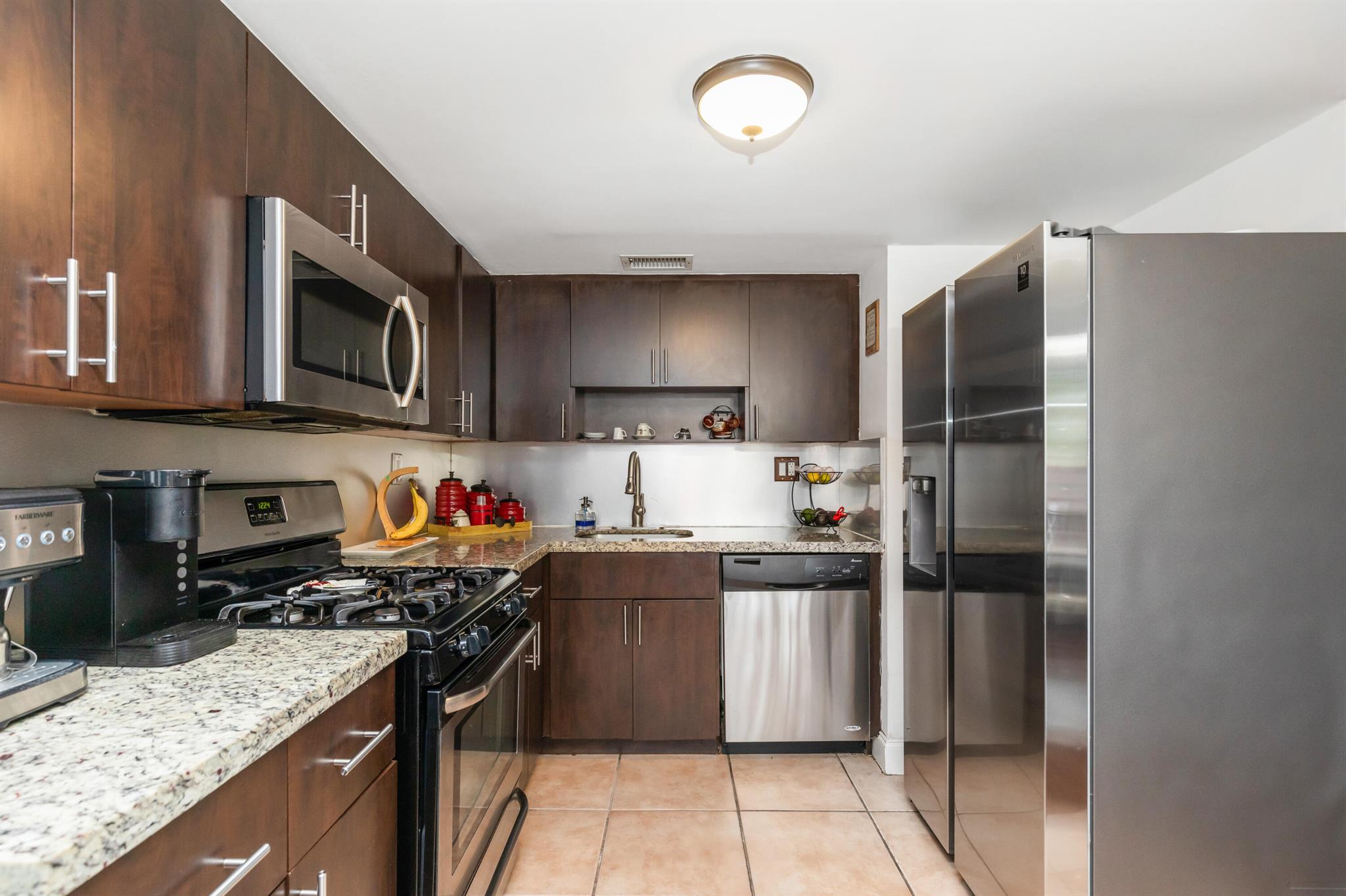 MISSIONWOOD AT MIRAMAR CO - Residential